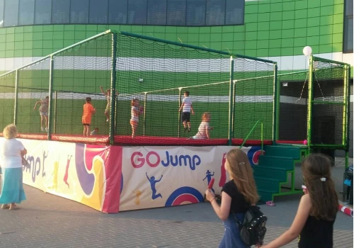 Уличная арена «GO Jump»